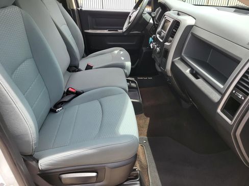 Used 2013 RAM 2500 Tradesman w/ Chrome Appearance Group RWD image 15