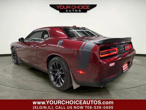 Used 2022 Dodge Challenger R/T Scat Pack w/ Driver Convenience Group RWD image 3