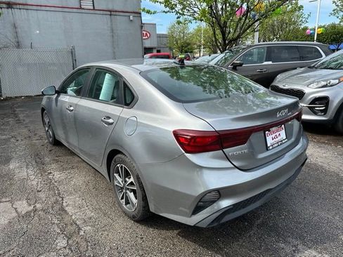Used 2023 Kia Forte LXS FWD image 6
