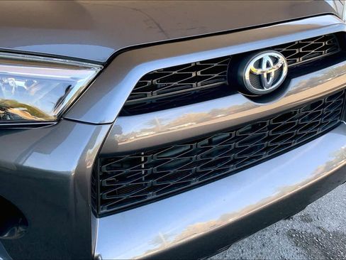Used 2019 Toyota 4Runner SR5 Premium image 31