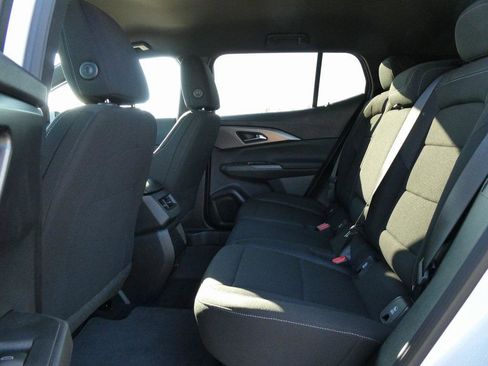 New 2026 Chevrolet Equinox EV LT image 15