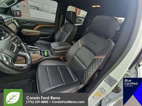 Used 2023 GMC Canyon Denali image 6