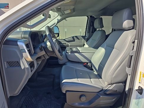 Used 2024 Ford F350 XL w/ XL Chrome Package image 4