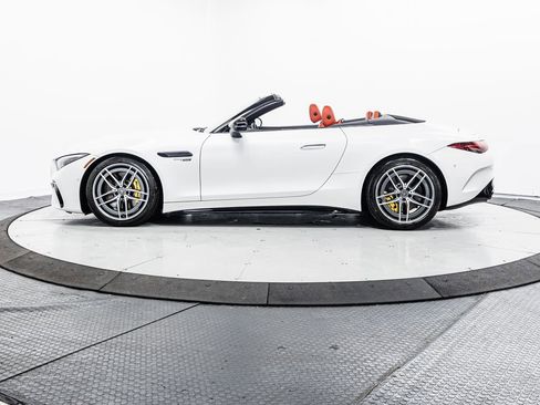 Certified 2022 Mercedes-Benz SL 55 AMG 4MATIC w/ Driver Assistance Package image 5