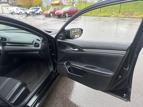 Used 2021 Honda Civic Sport image 10