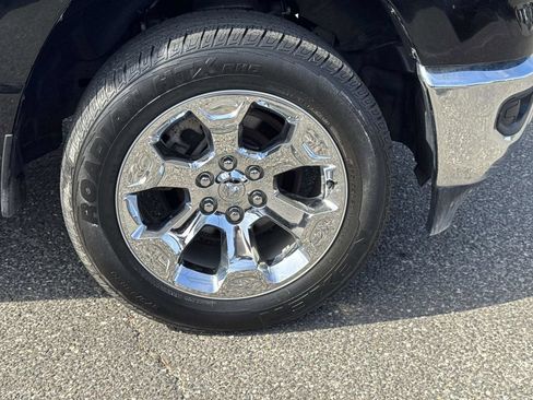 Used 2022 RAM 1500 Big Horn AWD/4WD image 6