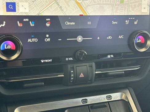 Used 2024 Lexus GX 550 AWD/4WD image 27