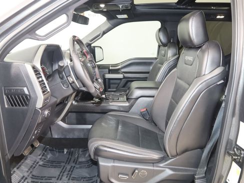 Used 2019 Ford F150 Raptor w/ Equipment Group 802A Luxury AWD/4WD image 12