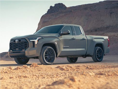 Used 2023 Toyota Tundra Limited w/ Power Package AWD/4WD image 1