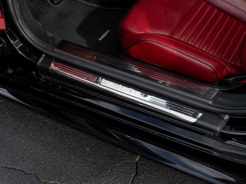 Used 2019 Mercedes-Benz SL 550 image 27