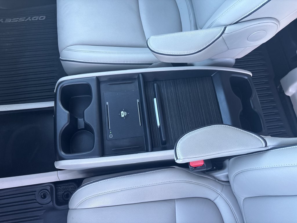 Used 2025 Honda Odyssey Touring image 26
