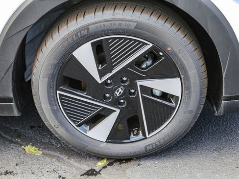 New 2025 Hyundai Ioniq 5 SEL image 12