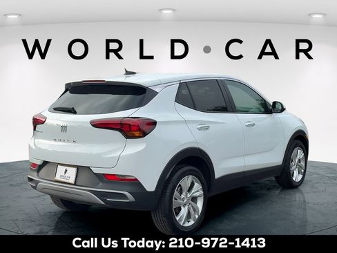 Used 2025 Buick Encore GX Preferred FWD image 7