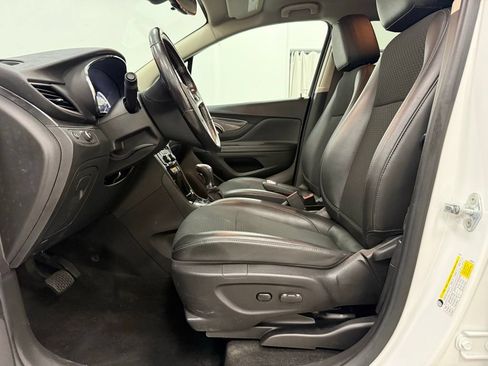 Used 2022 Buick Encore Preferred w/ Safety Package AWD/4WD image 12