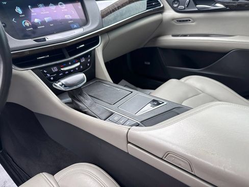 Used 2018 Cadillac CT6 Luxury AWD/4WD image 18