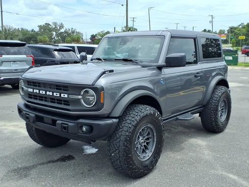 Used 2023 Ford Bronco Black Diamond AWD/4WD image 3