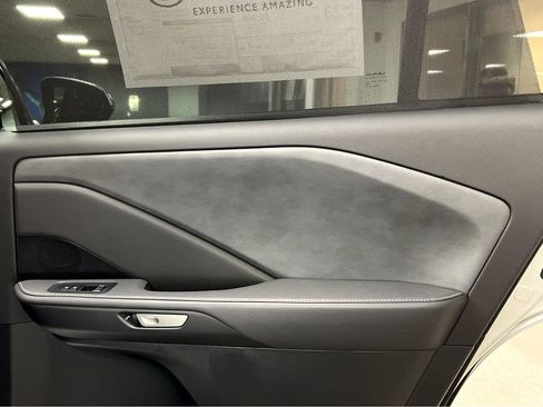 New 2026 Lexus TX 350 AWD image 21