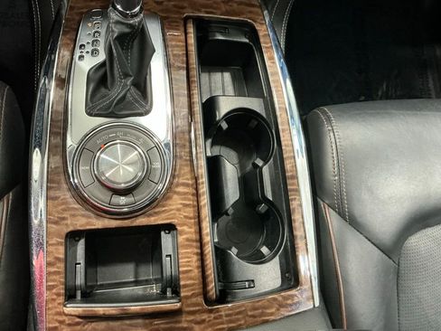 Used 2020 Nissan Armada SL w/ Premium Package AWD/4WD image 34
