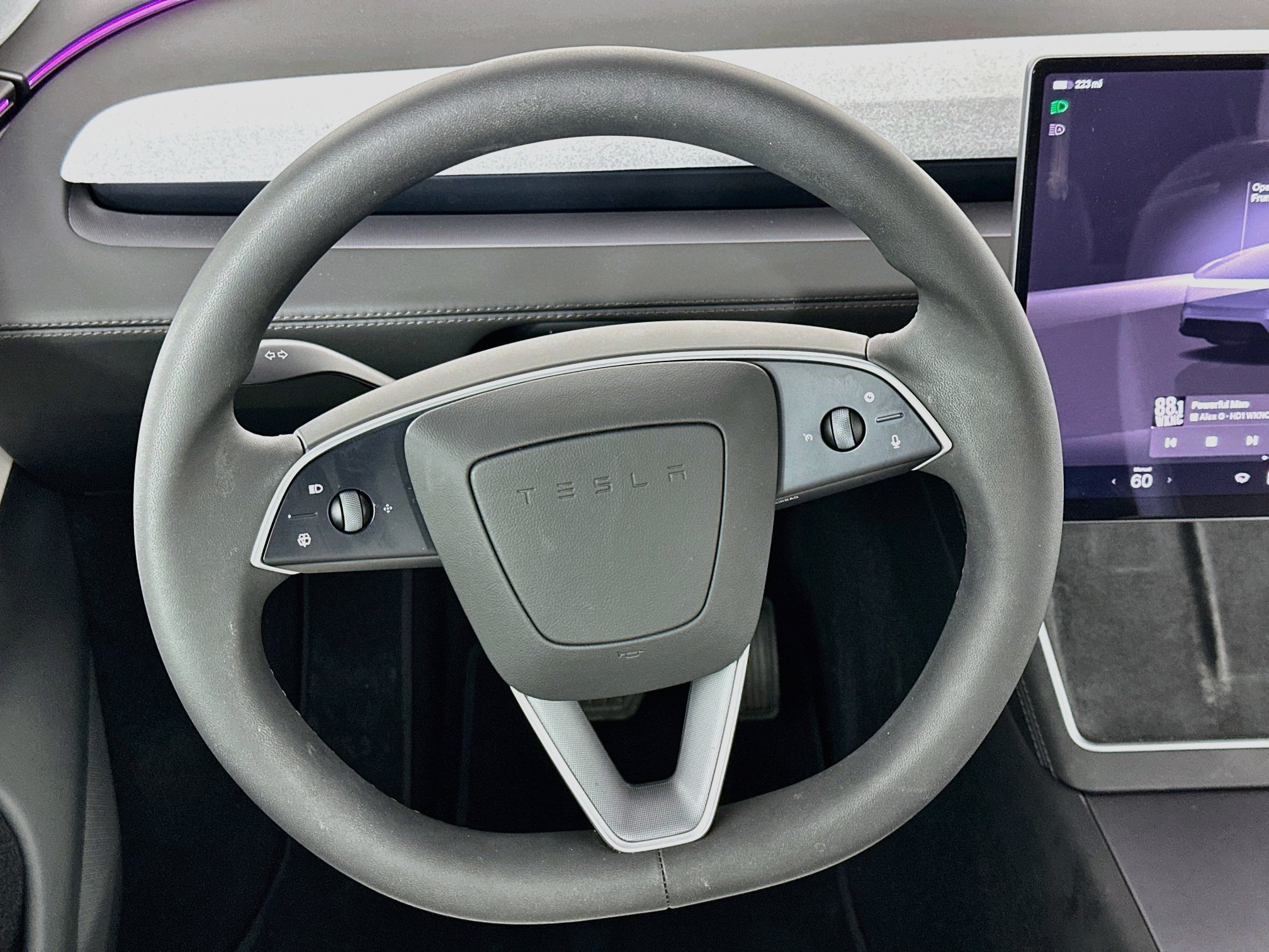 Used 2026 Tesla Model Y Long Range AWD/4WD image 17
