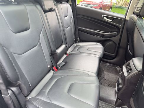 Used 2016 Ford Edge Titanium w/ Equipment Group 302A AWD/4WD image 31