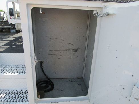 Used 2021 Ford F550 4x4 Regular Cab Super Duty image 19