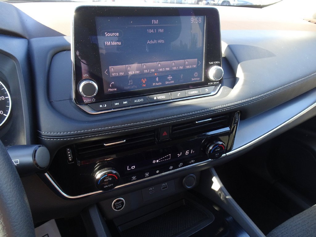 Used 2021 Nissan Rogue SV AWD/4WD image 19