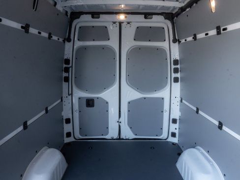 New 2025 Mercedes-Benz Sprinter 2500 image 12