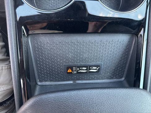 Used 2024 Chevrolet Blazer EV LT AWD/4WD image 40