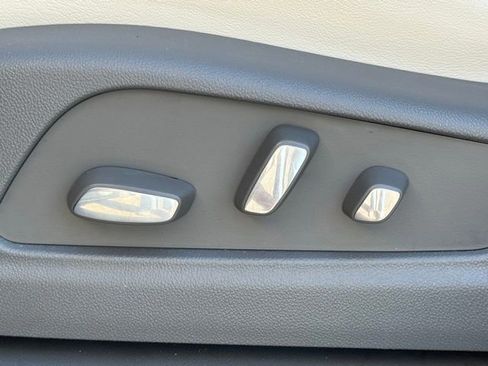 Certified 2024 Cadillac XT6 Premium Luxury image 20