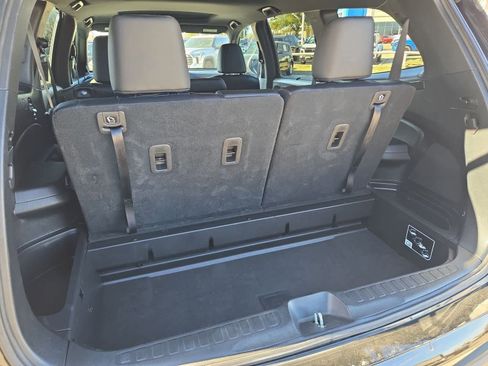 Used 2022 Honda Pilot TrailSport image 33