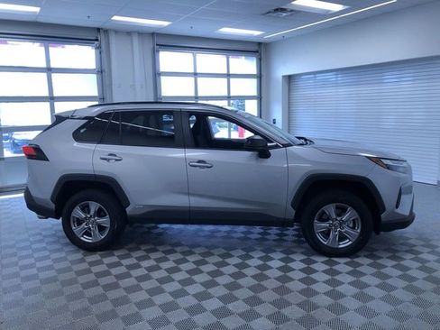 Certified 2025 Toyota RAV4 LE AWD/4WD image 35