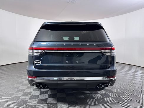 Used 2023 Lincoln Aviator Reserve w/ Elements Package Plus AWD/4WD image 8
