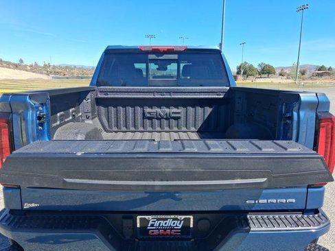 New 2026 GMC Sierra 1500 Denali w/ Technology Package AWD/4WD image 13