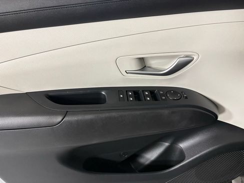 Used 2025 Hyundai Tucson SEL FWD image 19