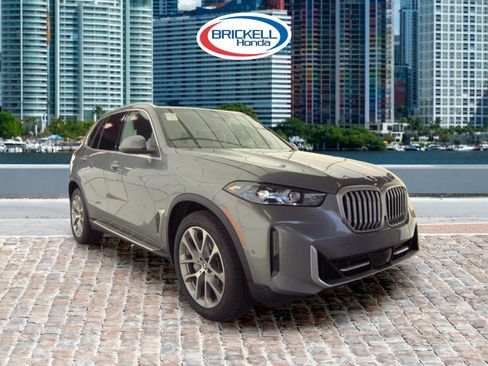 Used 2025 BMW X5 xDrive40i image 9