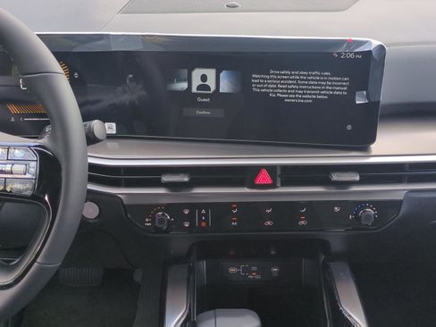 New 2026 Kia Sorento LX image 17