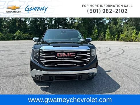 Used 2025 GMC Sierra 1500 SLT w/ SLT Premium Plus Package AWD/4WD image 2