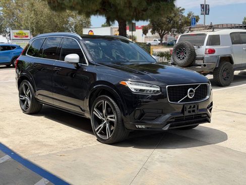 Used 2017 Volvo XC90 T6 R-Design w/ Vision Package AWD/4WD image 5