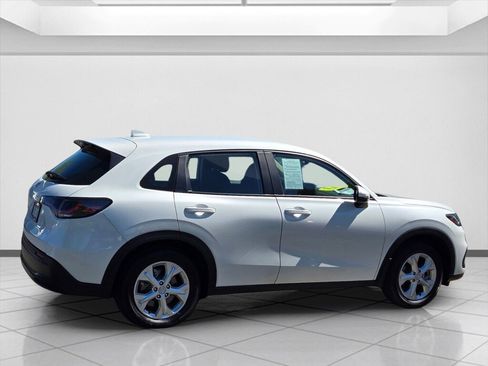 Used 2024 Honda HR-V LX image 4