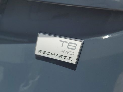 Used 2023 Volvo XC90 T8 Ultimate AWD/4WD image 7