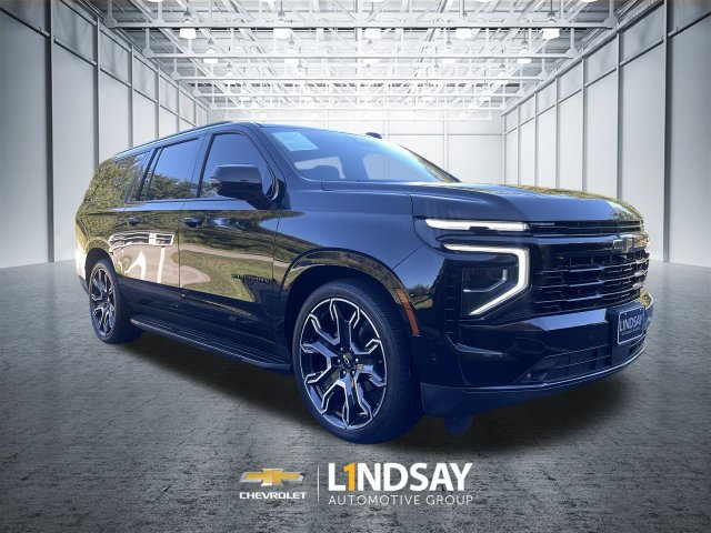 Certified 2025 Chevrolet Suburban RST w/ Advanced Technology Package AWD/4WD image 2