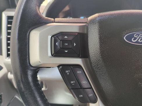 Used 2018 Ford F150 Lariat RWD image 31