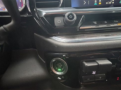 Used 2024 Chevrolet Silverado 2500 LTZ w/ LTZ Premium Package image 23