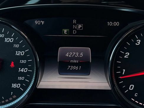 Used 2017 Mercedes-Benz E 300 4MATIC image 12