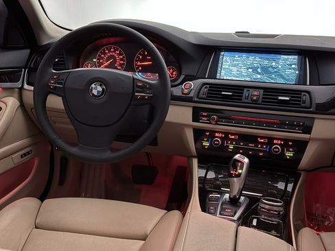 Used 2014 BMW 535i xDrive Sedan image 27
