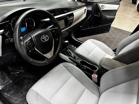 Used 2016 Toyota Corolla LE FWD image 32