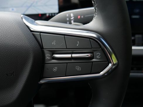 New 2026 Chevrolet Equinox LT image 13