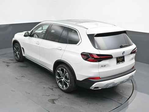 New 2026 BMW X5 xDrive40i image 40