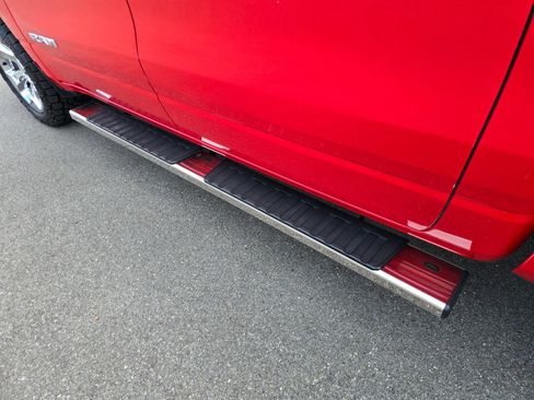 Used 2020 RAM 1500 Big Horn AWD/4WD image 14
