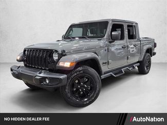 Used 2022 Jeep Gladiator Sport AWD/4WD video 1